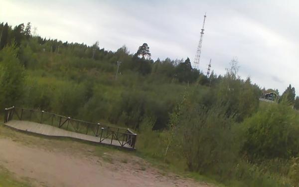 Площадка у пруда СРЦ «Горка»